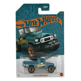 Hot Wheels Toyota Land Cruiser Pearl &amp; Chrome Coche fundido a presión del 56.º aniversario