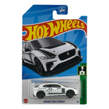 Hot Wheels Jaguar I-Pace eTROPHY HW Coche fundido a presión de velocidad verde